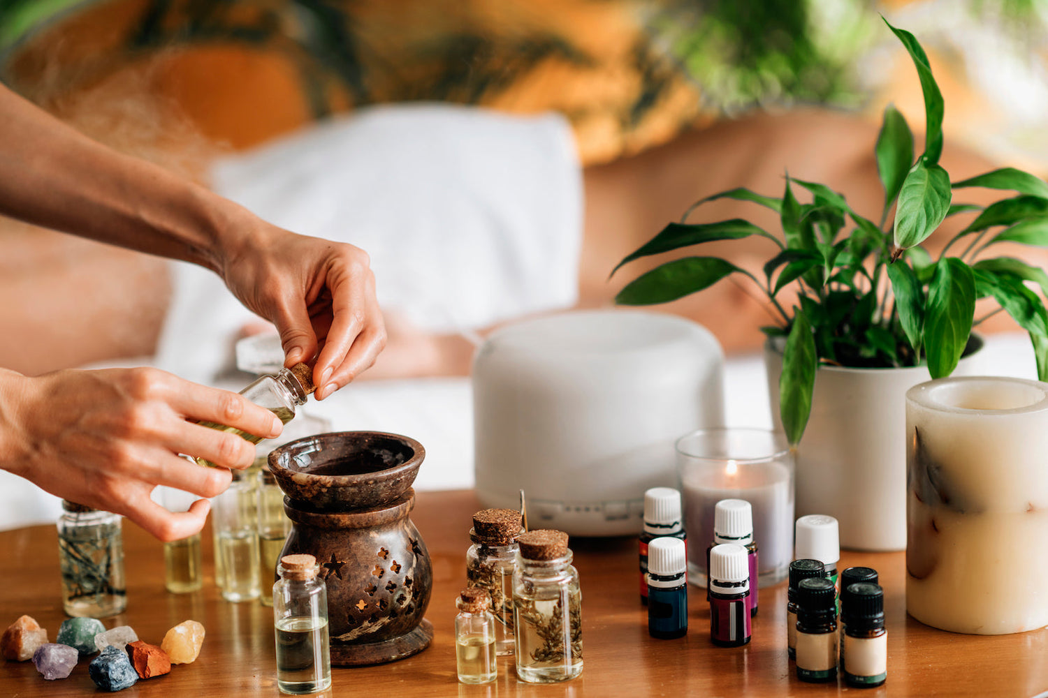 Die Heilkraft ätherischer Öle: Ein Einblick in die Grundlagen der Aromatherapie":